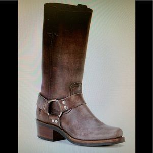 Women’s boots